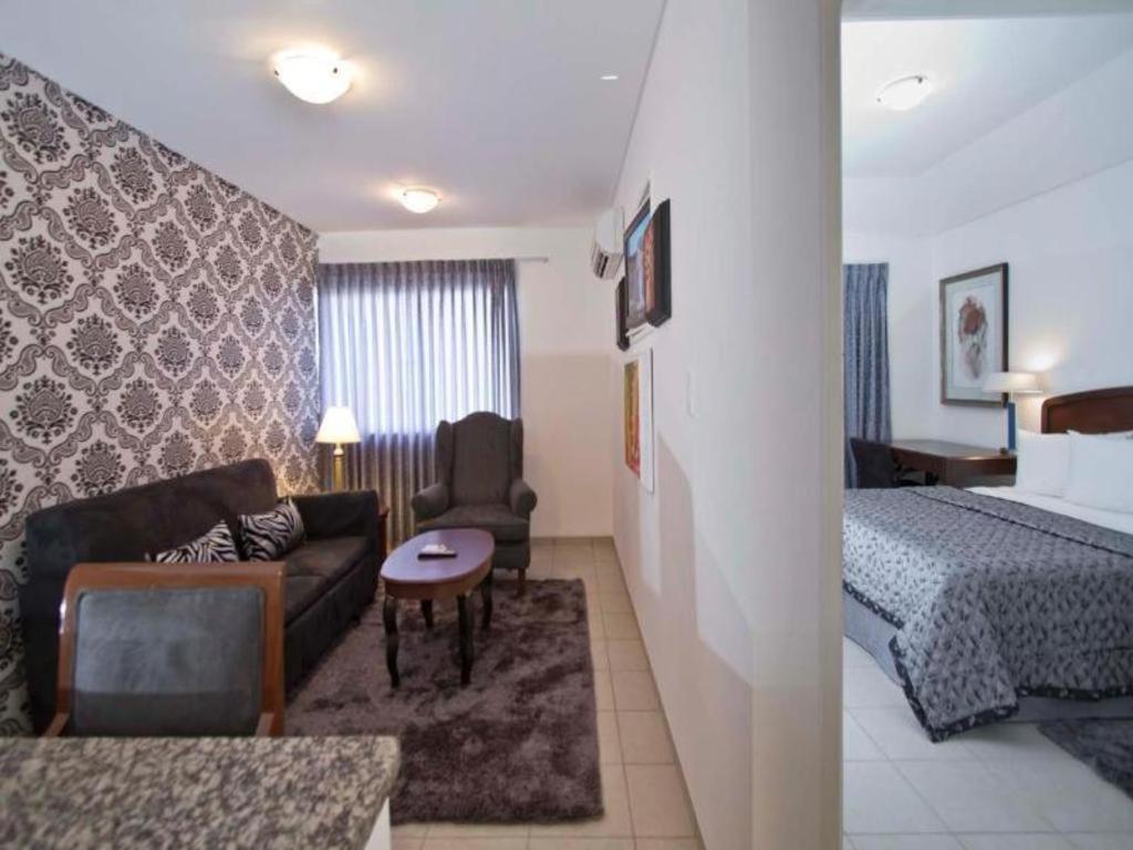 Terranova Suites Santa Cruz de La Sierra Eksteriør billede